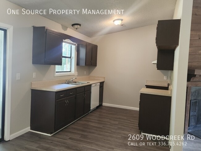 Building Photo - 2609 Woodcreek Rd