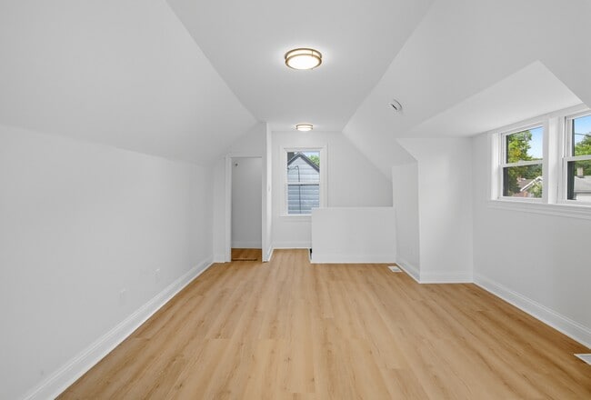Building Photo - 23329 Hazelwood Ave