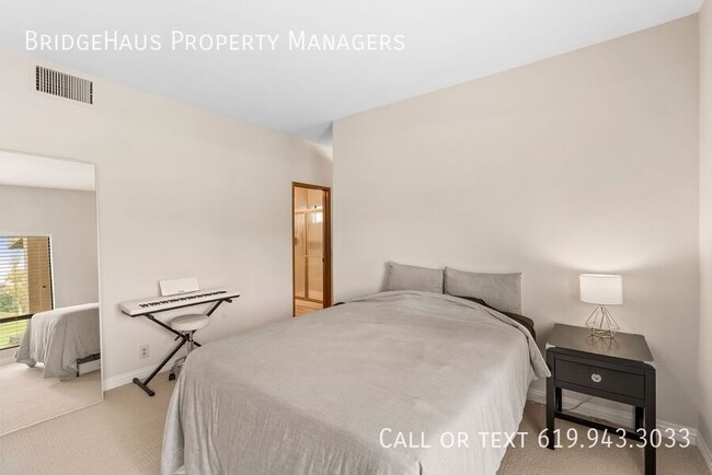 Building Photo - 12122 Royal Birkdale Row