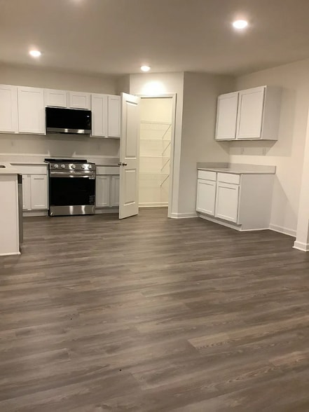 Building Photo - 4664 Sunrise Rdg