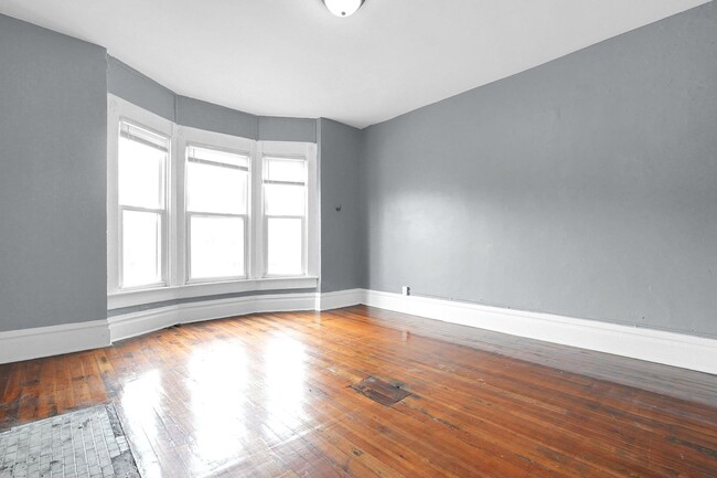 Building Photo - 171-173 N 18th St