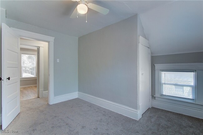 Building Photo - 1213 McKinley Ave