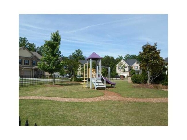 Building Photo - 3095 Carrick Rd