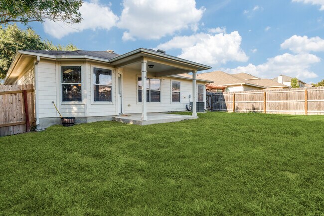 Building Photo - 361 Prickly Pear Dr