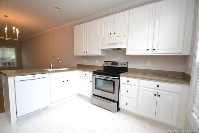 Building Photo - 1507 Poets Glade Dr