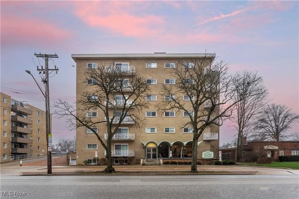 Building Photo - 14567 Madison Ave