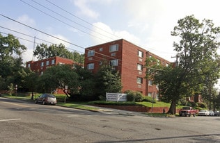 Building Photo - The Horizon Apartments