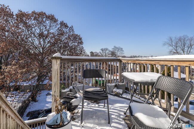 Building Photo - 795 Brewster St