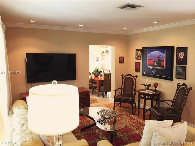 Building Photo - 435 Aledo Ave