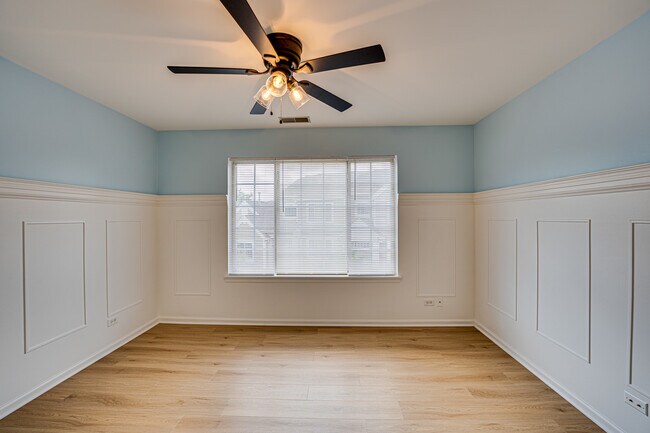 Building Photo - 2353 Twilight Dr