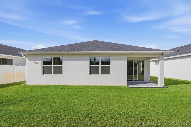Building Photo - 8558 Dahlia Cir