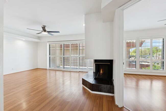 Building Photo - 4327 N 28th St