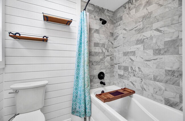 Building Photo - 8000 Eberly Ave