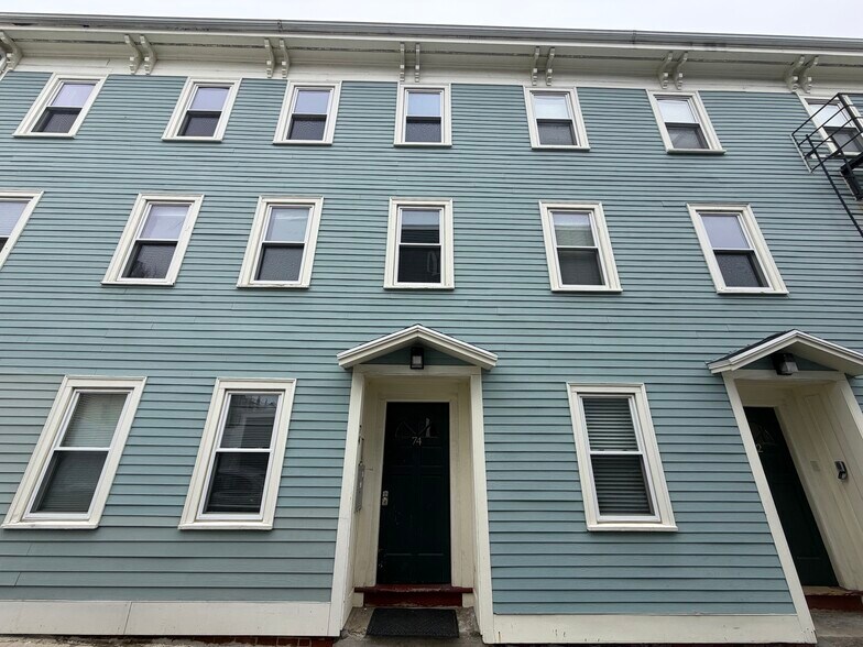 Building Photo - 73 Gore St