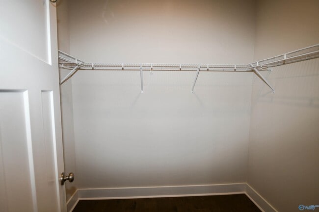 Building Photo - 105 Missouri Dr