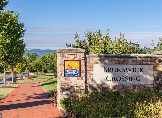 Building Photo - 1113 Long Farm Cir