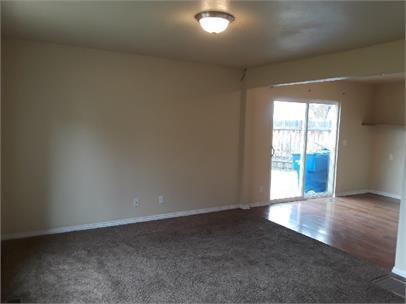 Building Photo - Wonderful Ogden Duplex