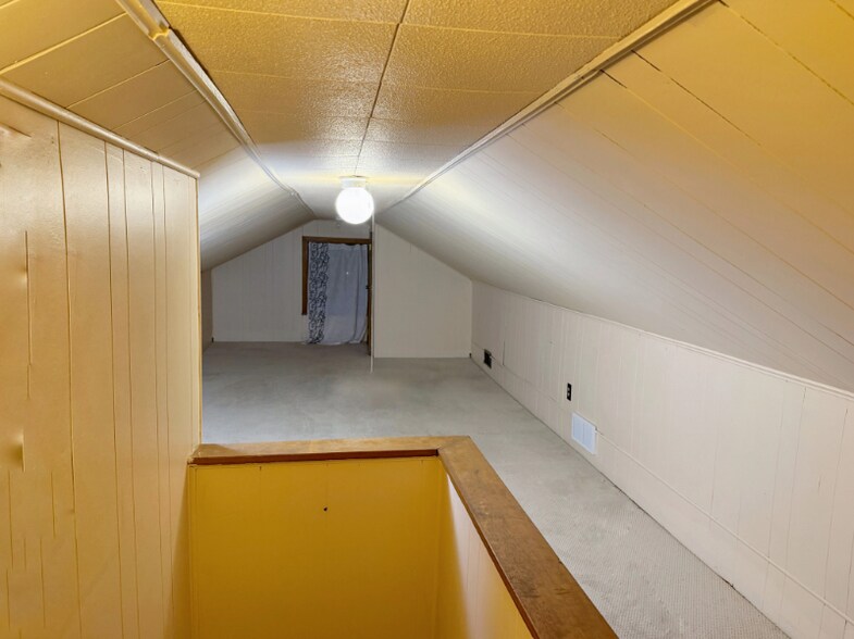 Building Photo - 4033 21st Ave S