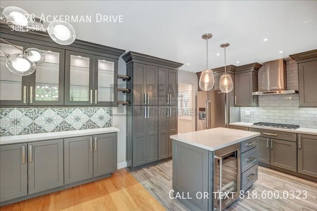 Building Photo - 3928 Ackerman Dr