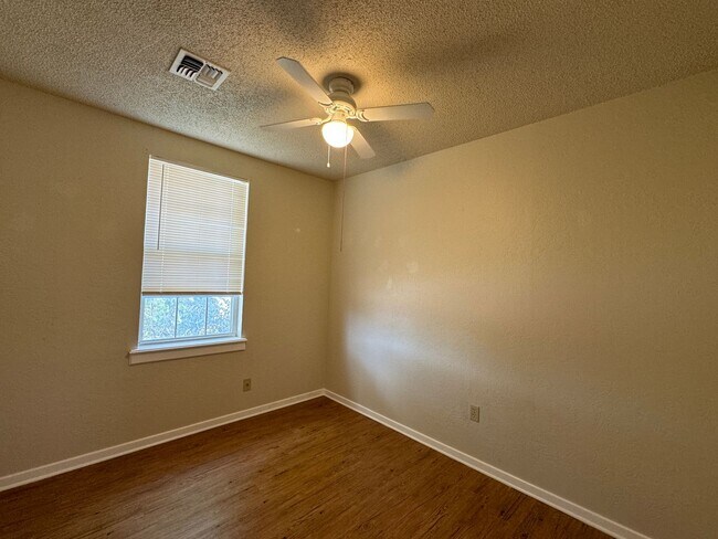 Building Photo - 5407 NW Kinyon- COMING SOON!