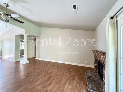 Building Photo - 1445 Cameron Ln