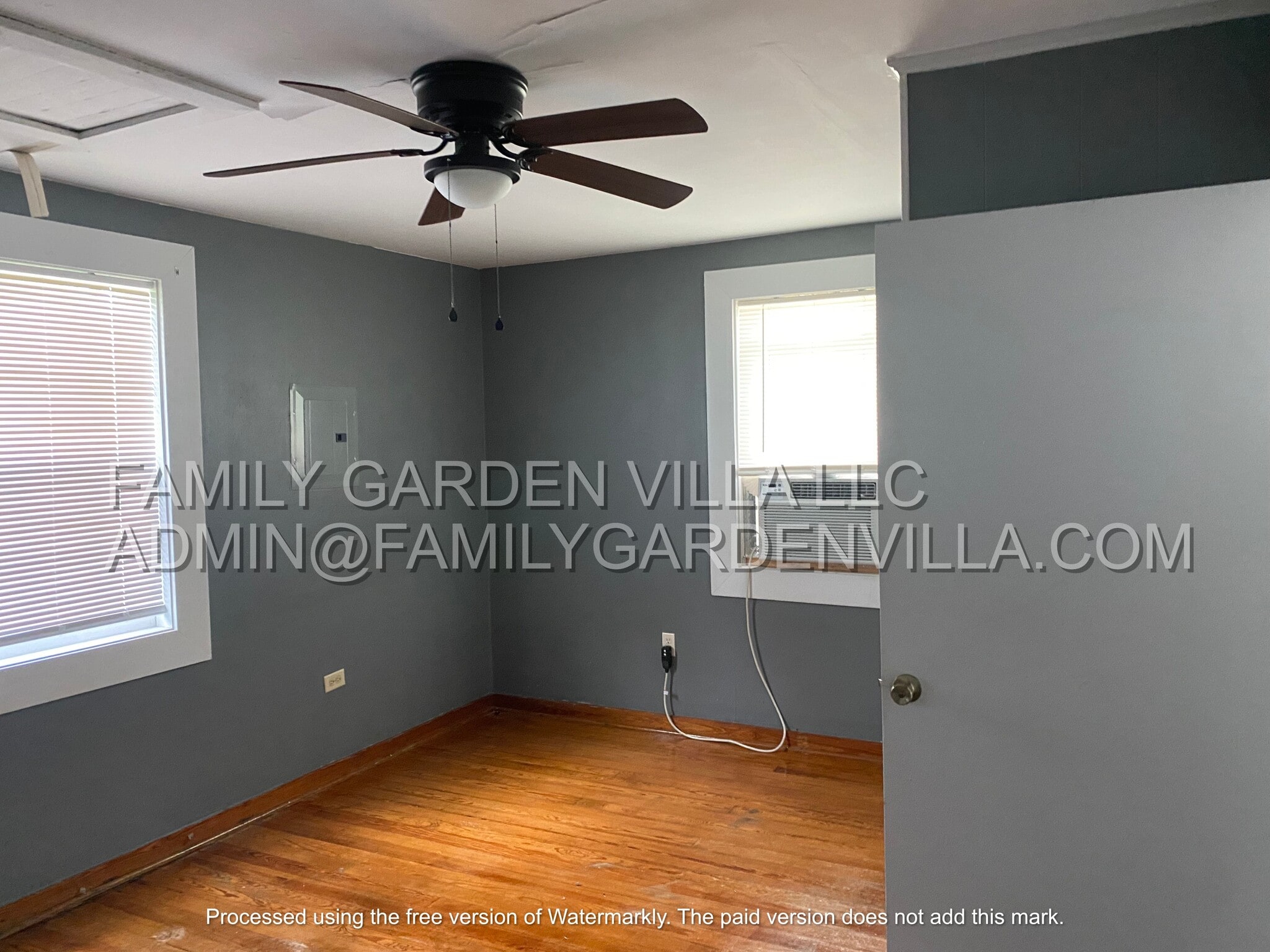 Building Photo - 1836A Ridgefield Ave