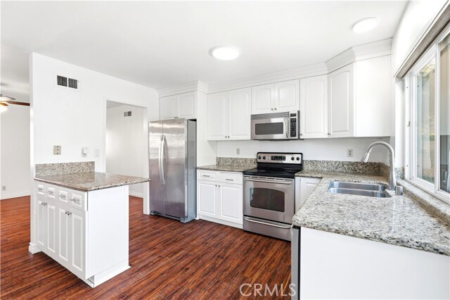 Building Photo - 12353 Cantrece Pl
