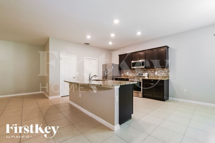 Building Photo - 31123 Fairvista Dr