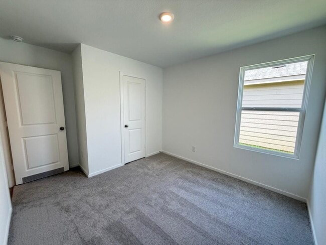 Building Photo - 21634 Willow River Canyon Ln