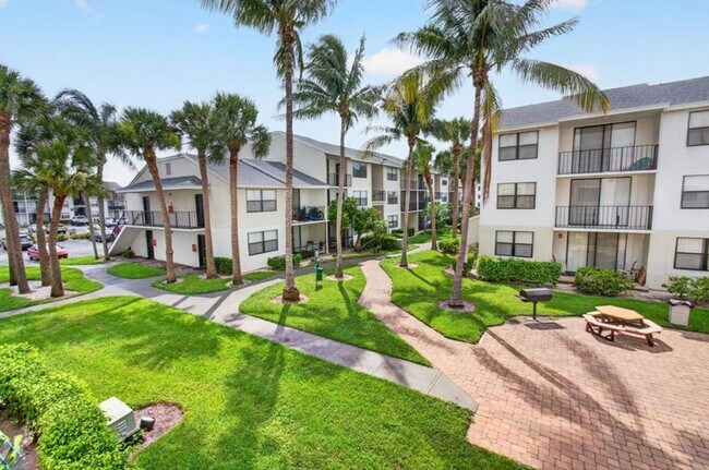 Building Photo - 706 Executive Center Dr
