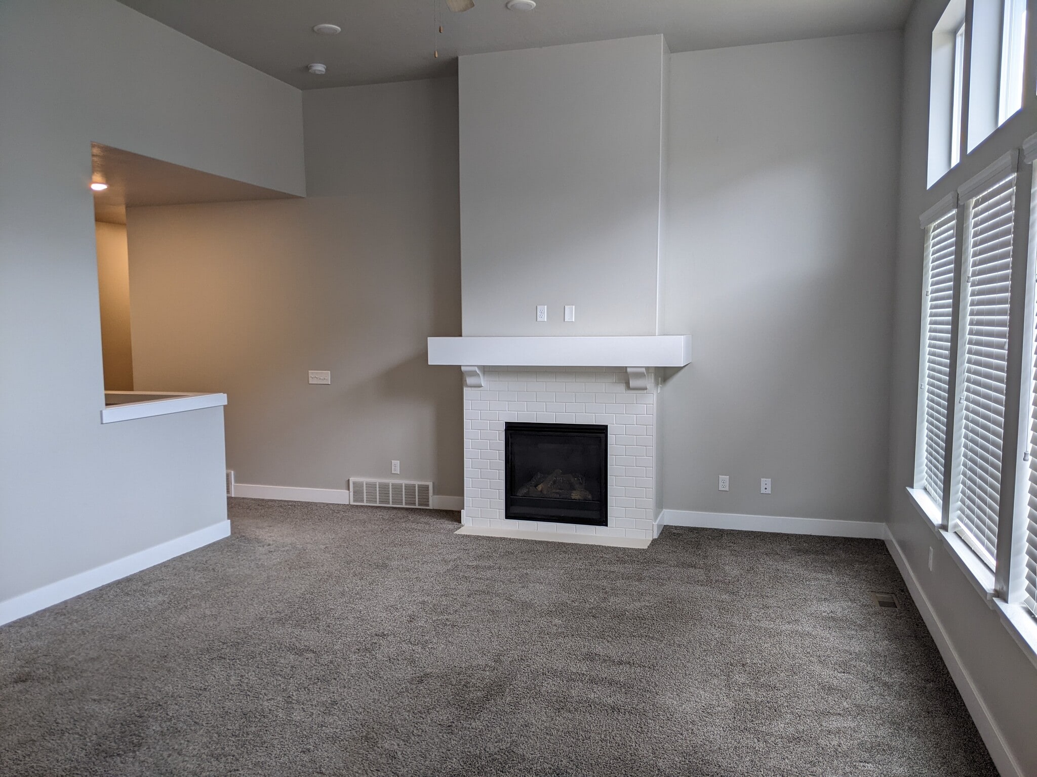 Family Room - 889 E 600 N