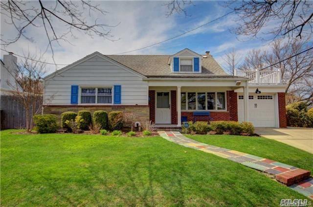 Primary Photo - 85 Jefferson Blvd