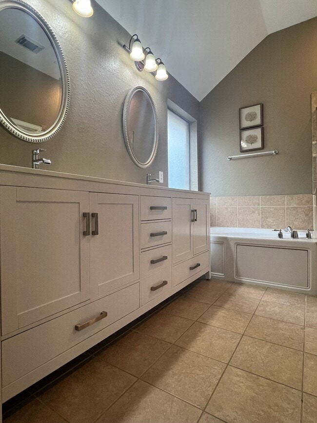 Building Photo - 23127 Enchanted Cactus Dr