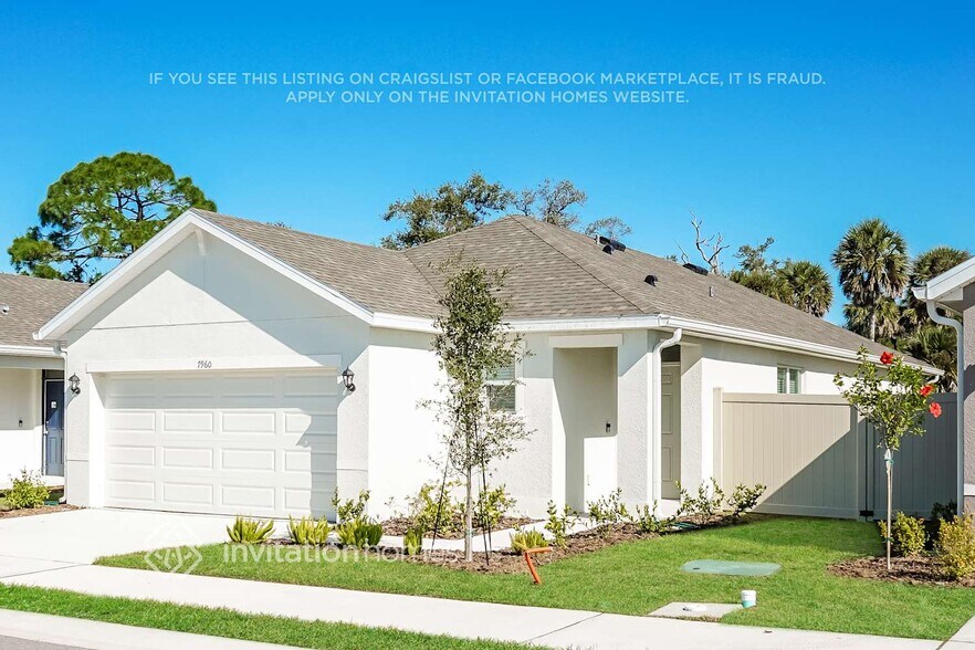 Building Photo - 7960 Majestic Palms Ct