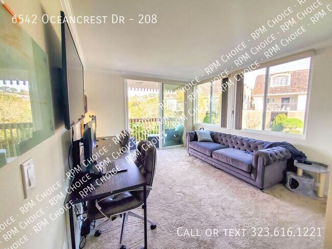 Building Photo - 6542 Oceancrest Dr-208