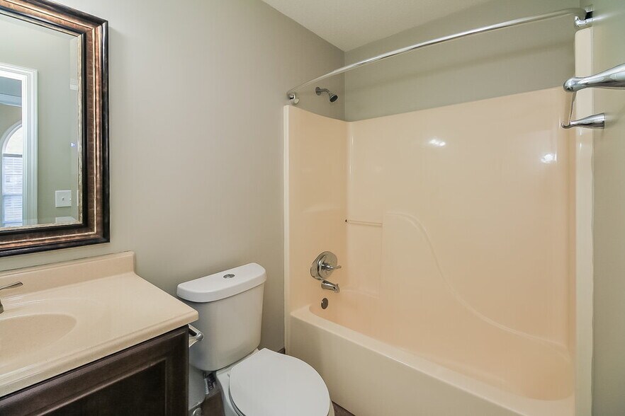 Building Photo - 401 Cannonball Ct