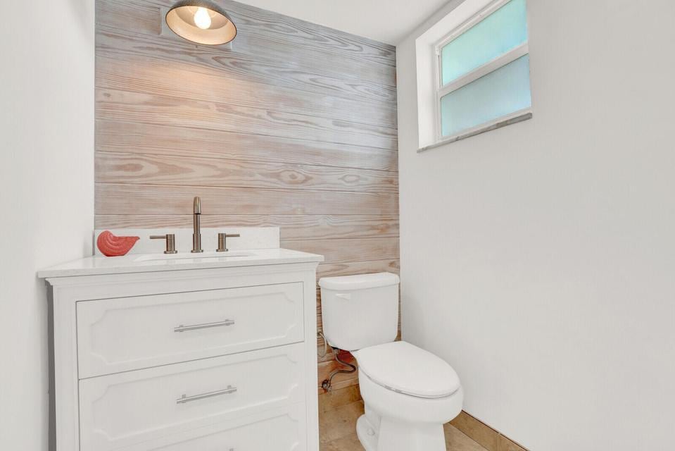 Building Photo - 32 Colonial Club Dr