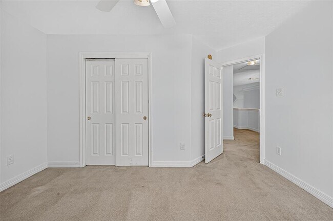 Building Photo - 3702 Cedar Valley Dr