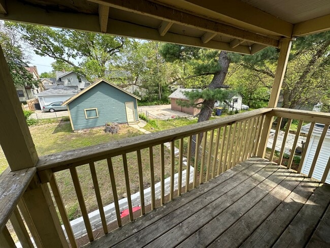 Building Photo - 1119 Alexander St SE