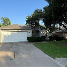 Building Photo - 1316 Mesquite Rd