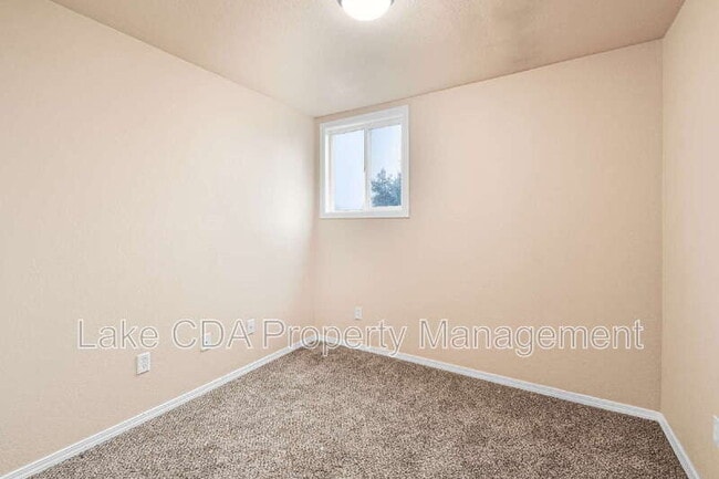 Building Photo - 1411 E Lunceford Ln