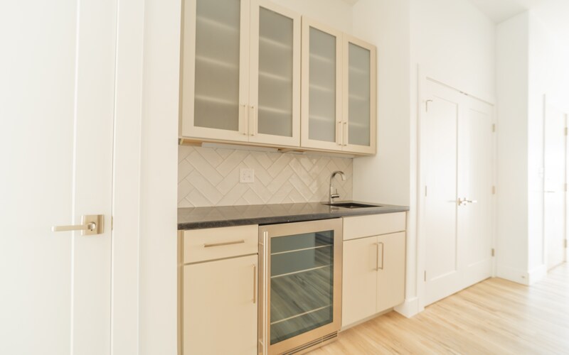 Building Photo - 428 Penn Ave