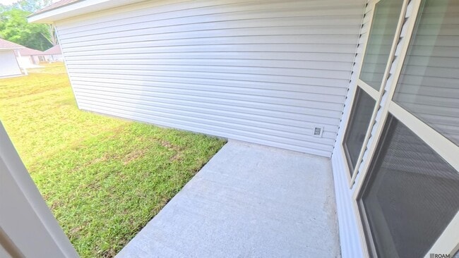 Building Photo - 25699 Raines Ave