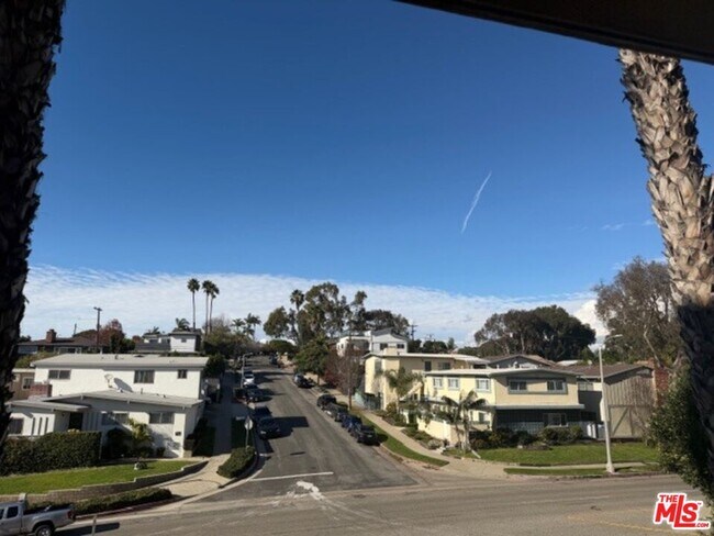 Building Photo - 8238 W Manchester Ave