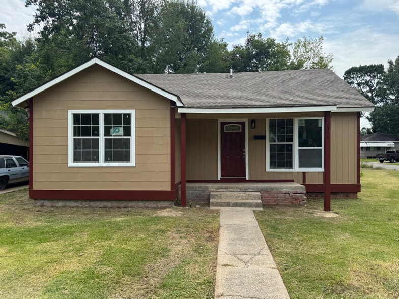 Primary Photo - 2306 N 37th St