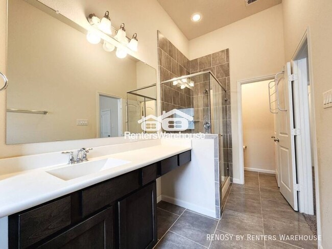 Building Photo - 10717 Madden Oaks Pl