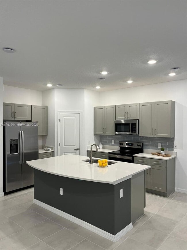 Building Photo - 3563 Davenport Creek Ct