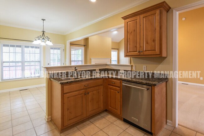 Building Photo - 6811 Neville Dr
