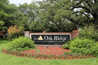 Building Photo - Oak Ridge Apartments