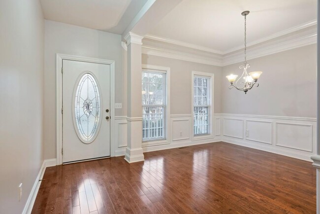 Building Photo - 961 College Pl Ct NW